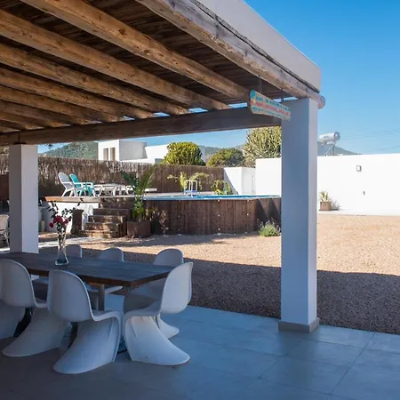 Casa de Férias Casa Entera Sa Caleta!! *