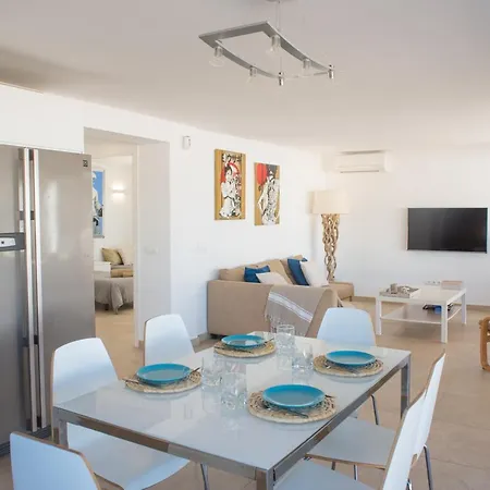 Holiday home Casa Entera Sa Caleta!! *